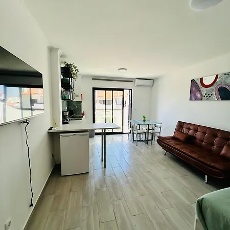 Well Located Flat At Oura *