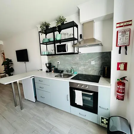 Well Located Flat At Oura *